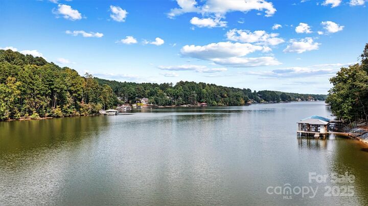 Property Photo:  148 Winwood Circle  NC 28630 