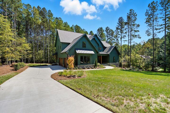 Property Photo:  157 Silver Falls Drive  NC 28166 