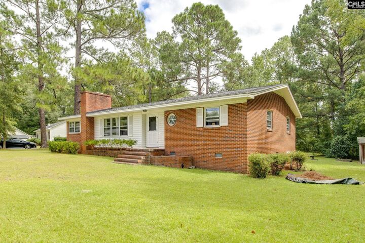 Property Photo:  1201 Laurens  SC 29209 