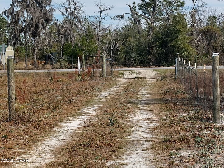 Property Photo: 6939 NW Porter Grade Rd. Road FL 32421