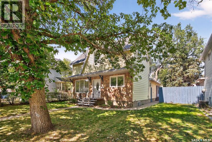 Property Photo:  440 Hochelaga Street W  SK S6H 2G9 