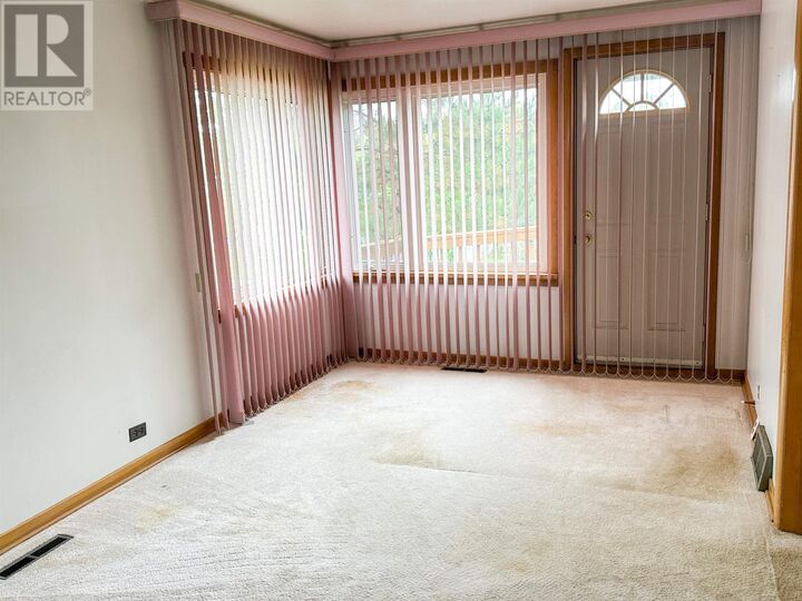 Property Photo: 13 Macintosh St ON P0V 1L0