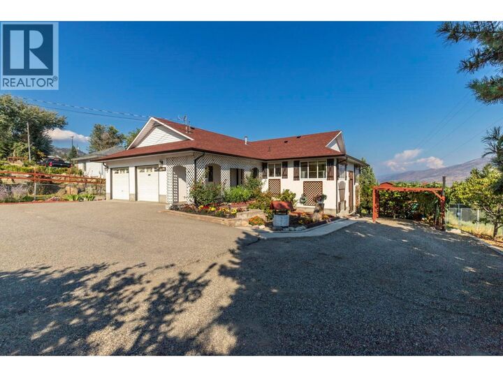 Property Photo:  6099 Ellison Avenue  BC V0H 1X4 
