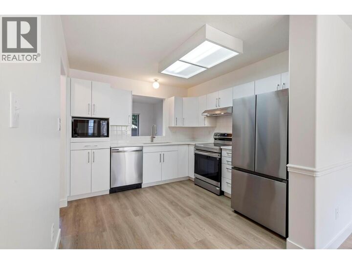Property Photo: 313 Whitman Road 18 BC V1V 2J4