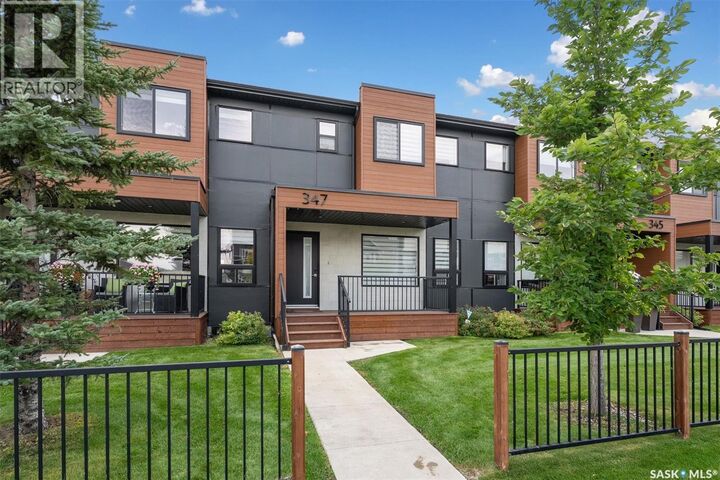 Property Photo:  347 Rajput Way  SK S7W 0W3 
