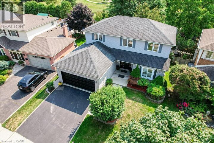 Photo de la propriété: 47 Blackfriar Lane ON N3R 7M2