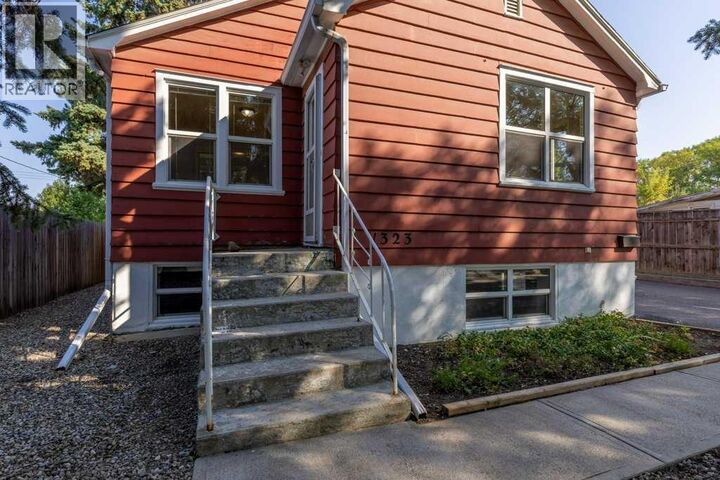 Property Photo:  1323 6 Avenue North  AB T1H 0S9 
