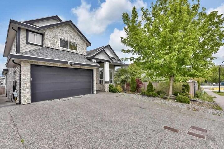 Photo de la propriété: 15181 68A BC V3S 7Y7