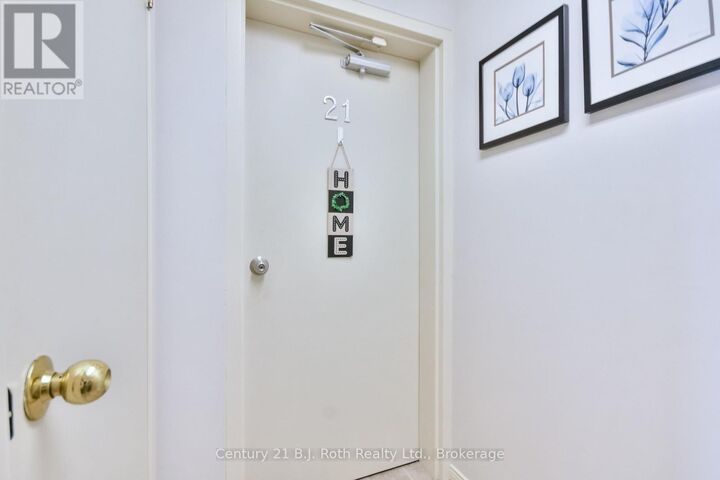 Property Photo:  155 Church Street 21  ON L9M 1E4 