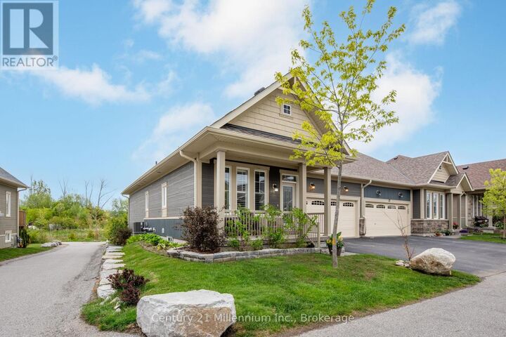 Photo de la propriété: 74 Kari Crescent ON L9Y 0Z7