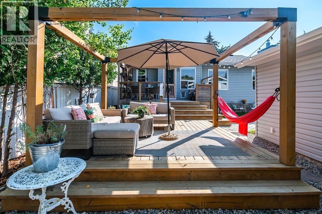 Property Photo: 14 Cimarron Way AB T1S 1M7