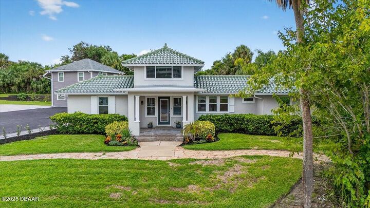 Property Photo:  1215 S Peninsula Drive  FL 32118 