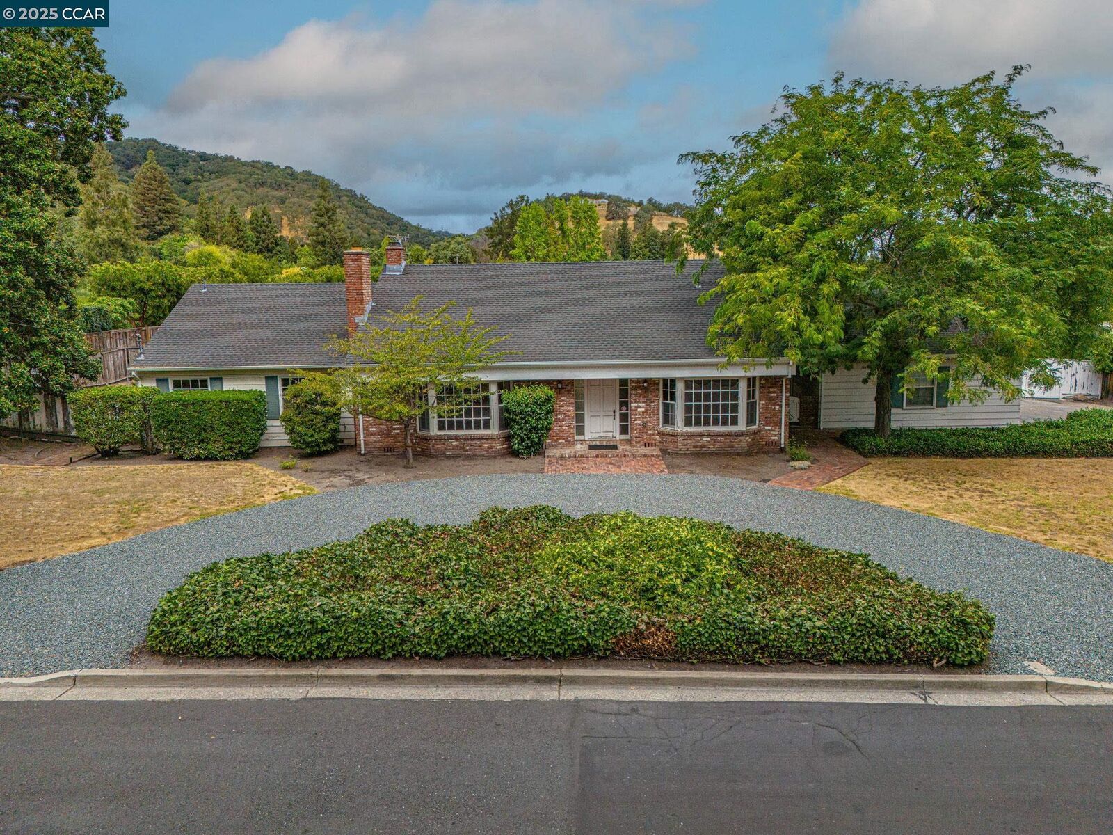 Property Photo:  1570 Las Trampas  CA 94507 