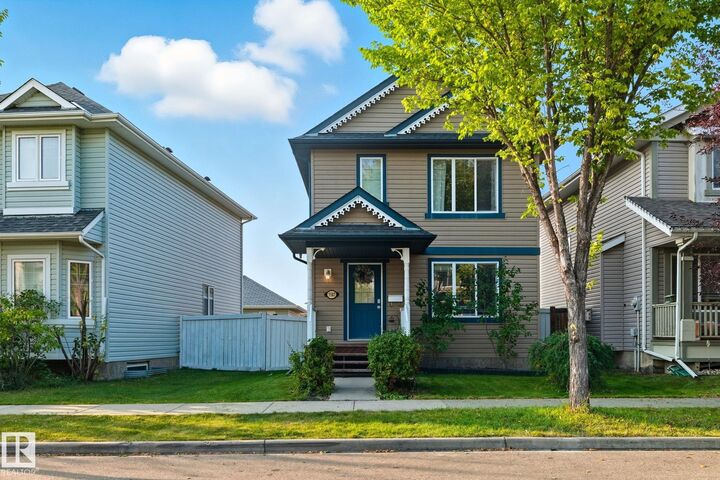 5587 Stevens Crescent NW  Edmonton AB T6R 0A4 photo