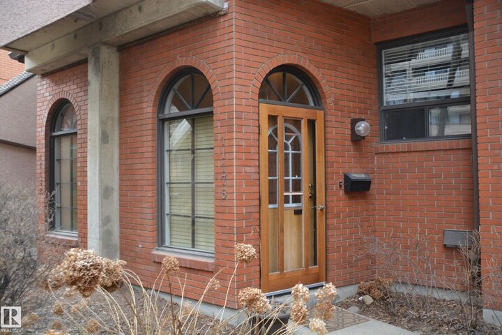 Property Photo:  11176 83 Avenue NW  AB T6G 0V1 