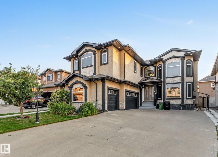 3618 28A Street NW  Edmonton AB T6T 1N4 photo