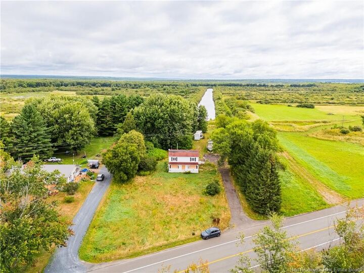 Property Photo: 2359 Route 105 NB E3A 9K4