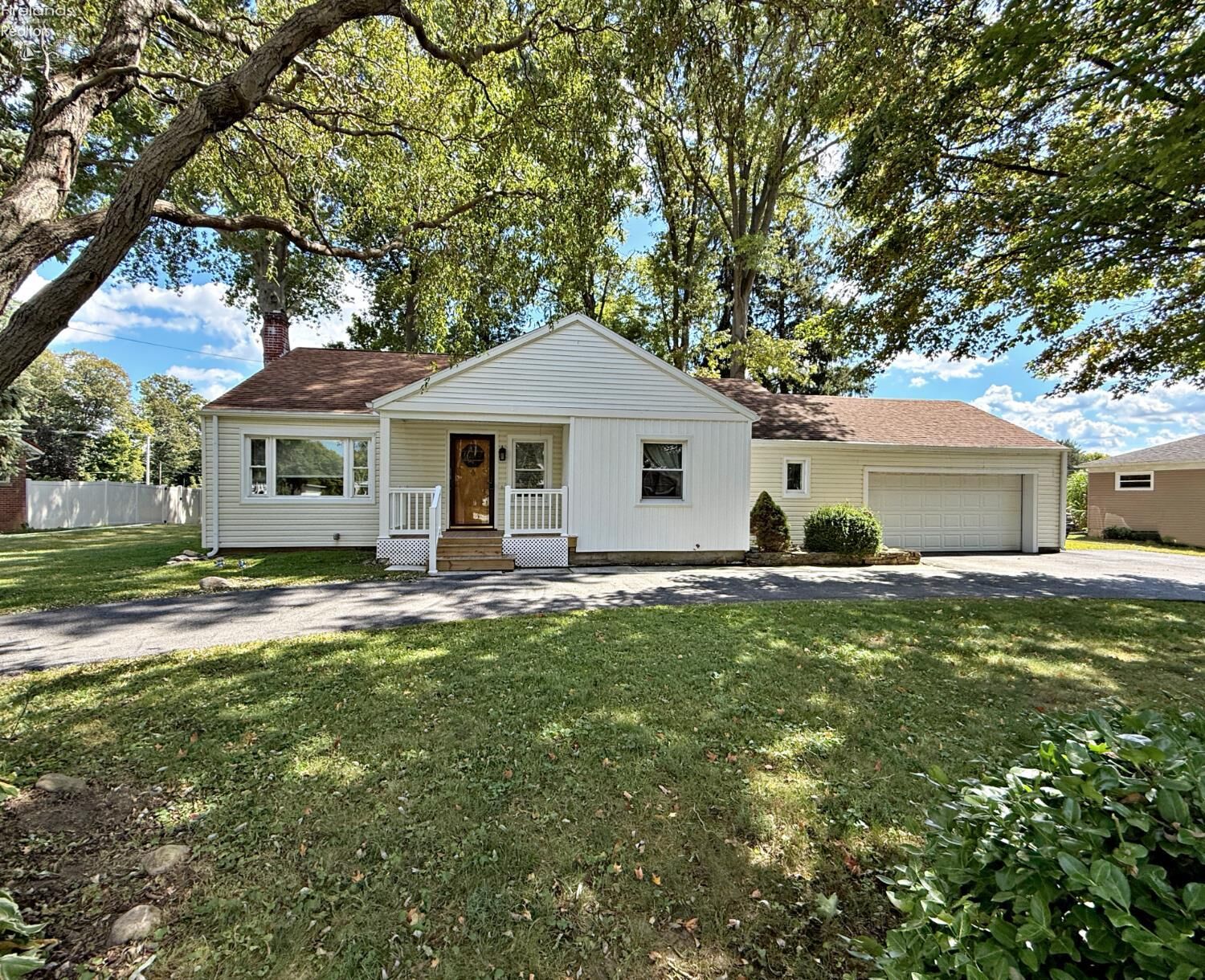 Property Photo: 2351 S State Route 53 OH 44883