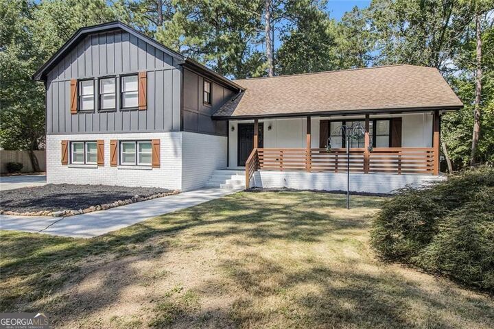 Property Photo:  2180 E Chester Circle SE  GA 30013 