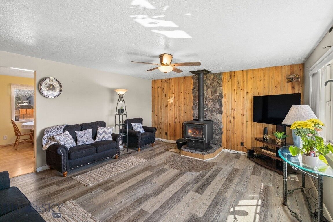 Property Photo:  9 Skihi Street  MT 59725 