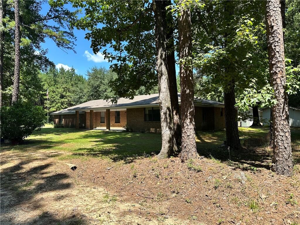 Property Photo:  156 Herman Cloud Road  LA 71031 