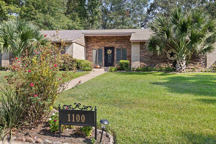 Property Photo:  1100 Winchester Circle  TX 75662 