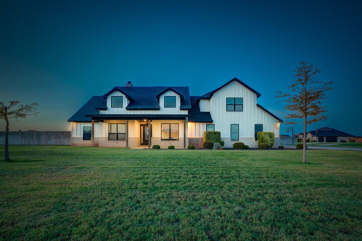Property Photo: 3502 County Road 7660 TX 79423
