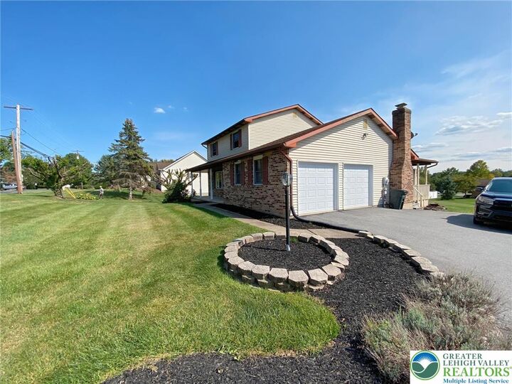 Property Photo:  4497 Steuben Road  PA 18020 