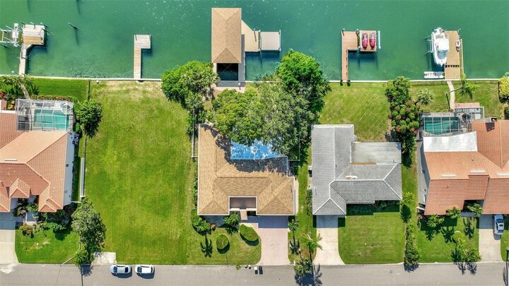 Property Photo: 400 Midway Island FL 33767