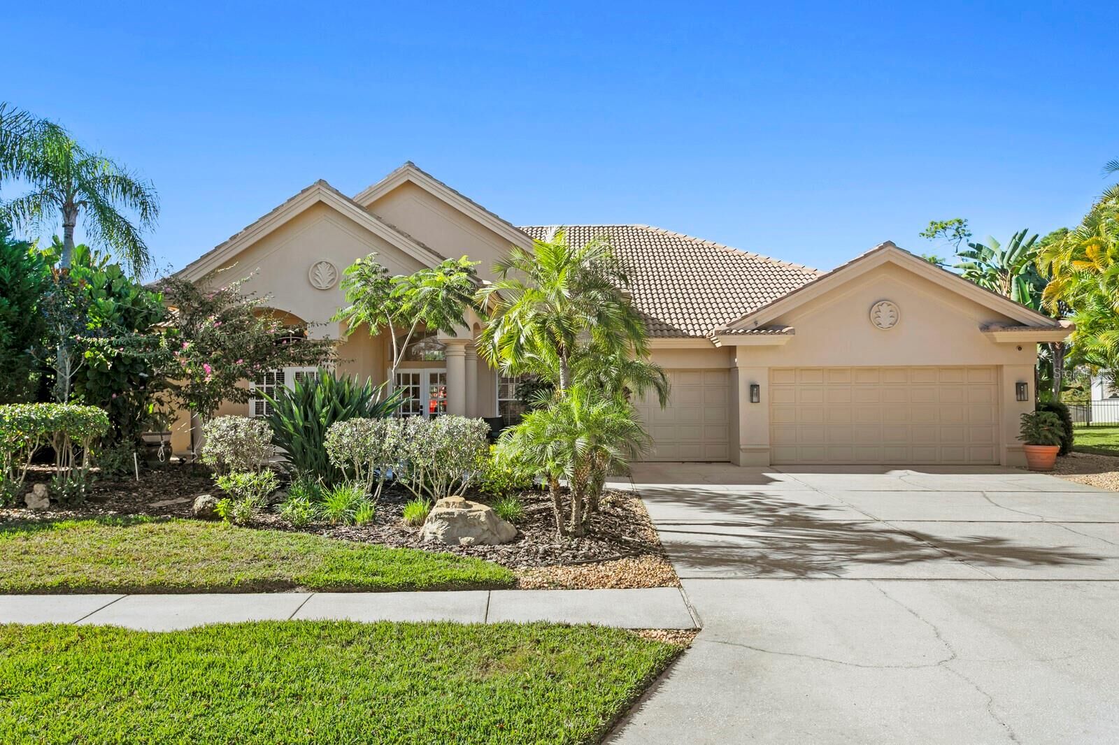 Property Photo:  3550 Justin Drive  FL 34685 