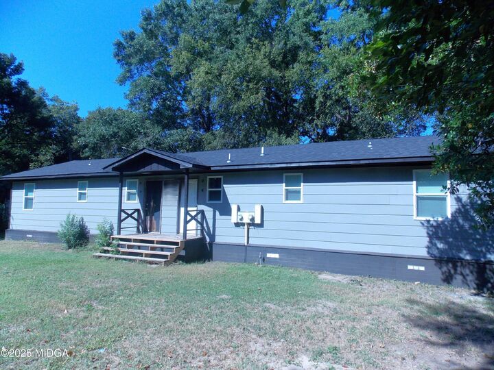 Property Photo:  2960 Churchill Street  GA 31204 