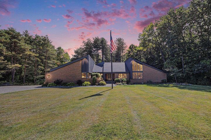 Property Photo:  5220 Nardoni Lane  MI 48428 