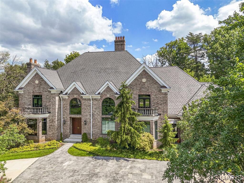 Property Photo:  14 Ballantrae Court  MO 63131 