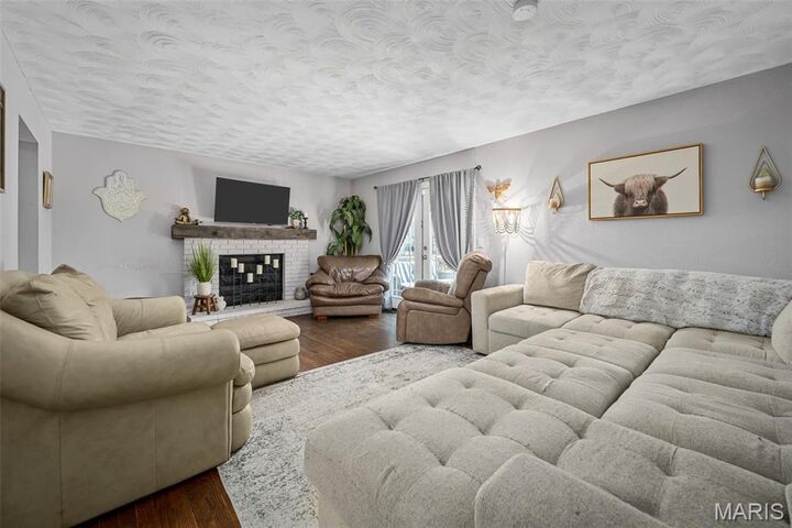 Property Photo: 61 Spring Song Court E MO 63376