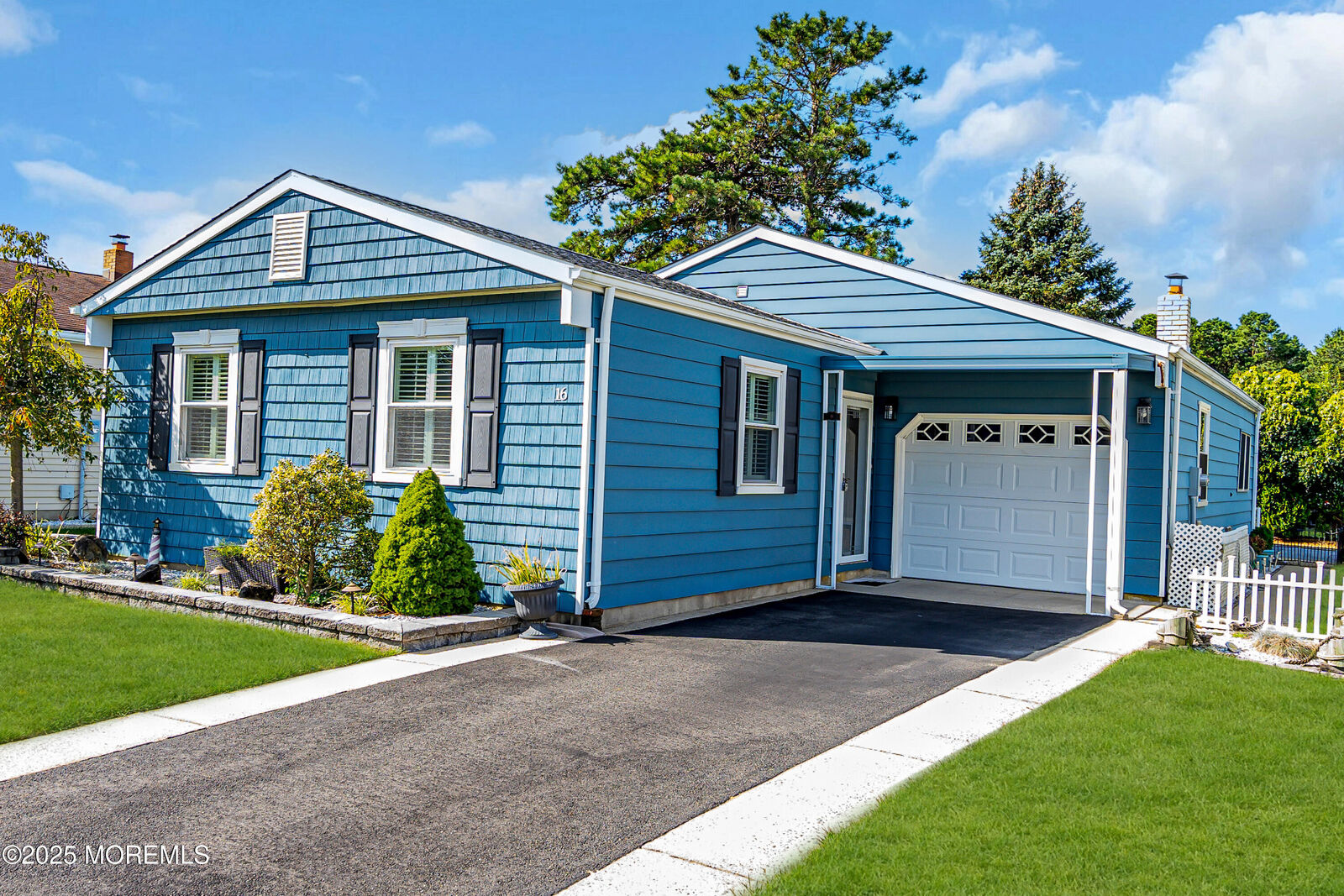 Property Photo:  16 Merrilee Lane  NJ 08757 