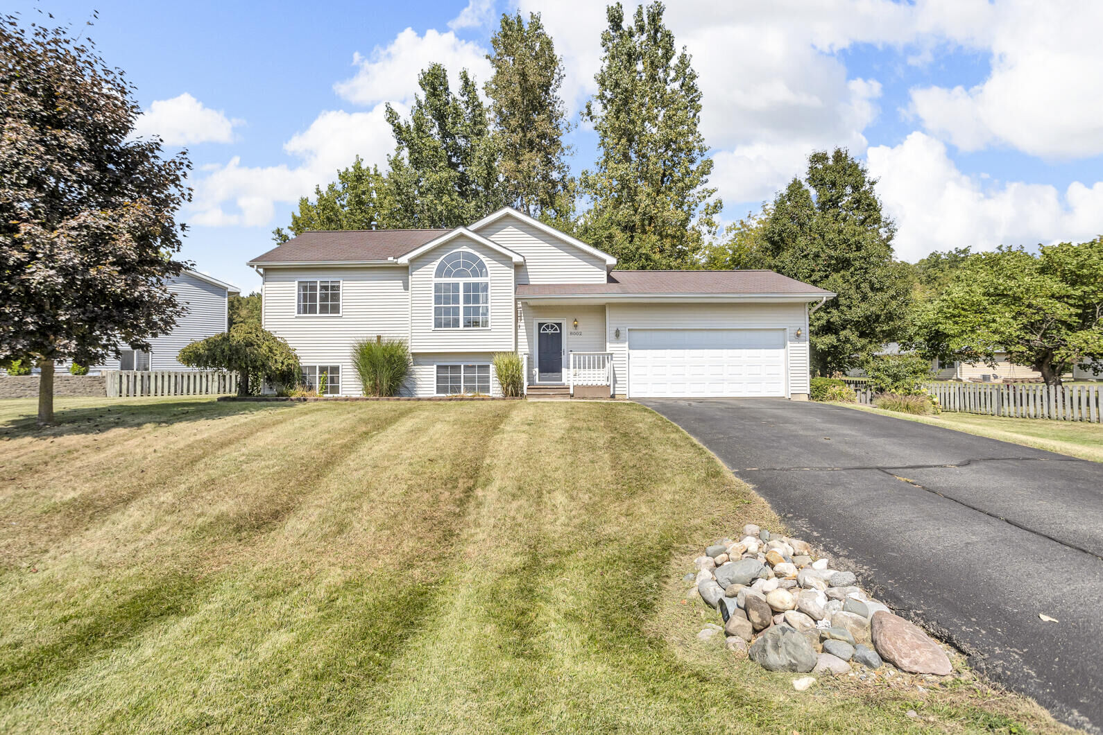 Property Photo:  8002 Stonehaven Drive  MI 49269 