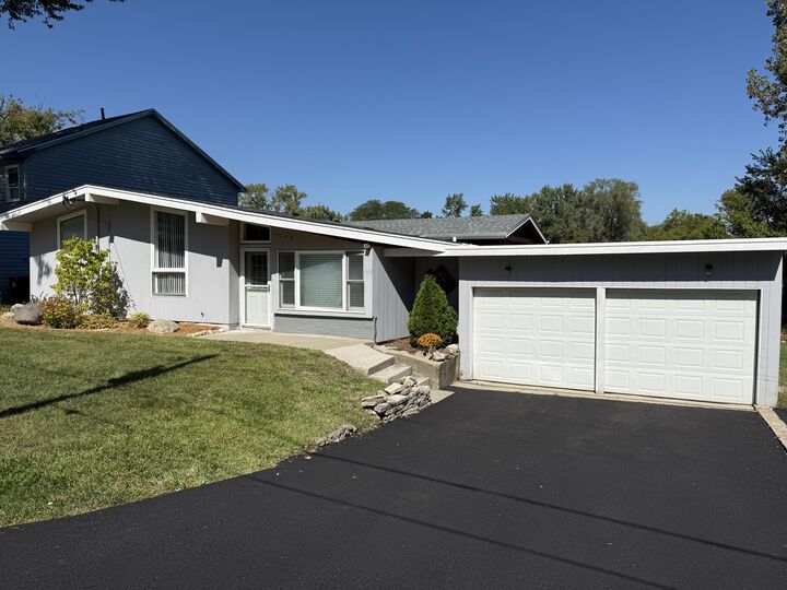 559 Kimball Avenue  Wauconda IL 60084 photo