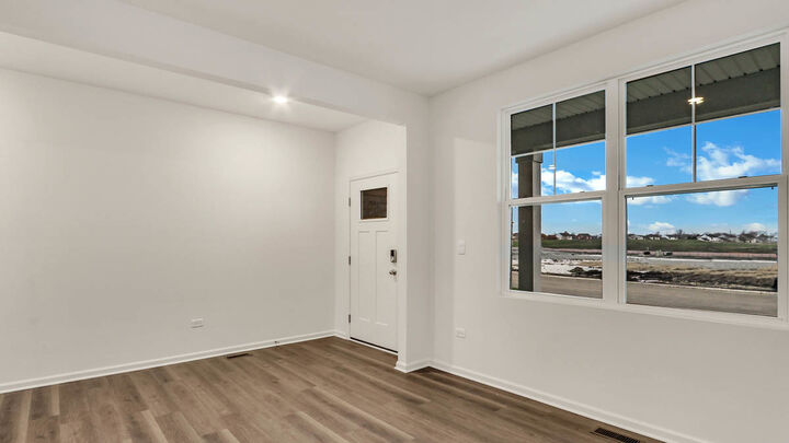 Property Photo:  1456 Vintage Drive  IL 60543 