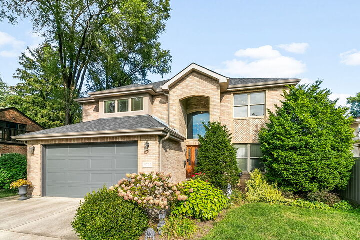 9711 Tulley Avenue  Oak Lawn IL 60453 photo
