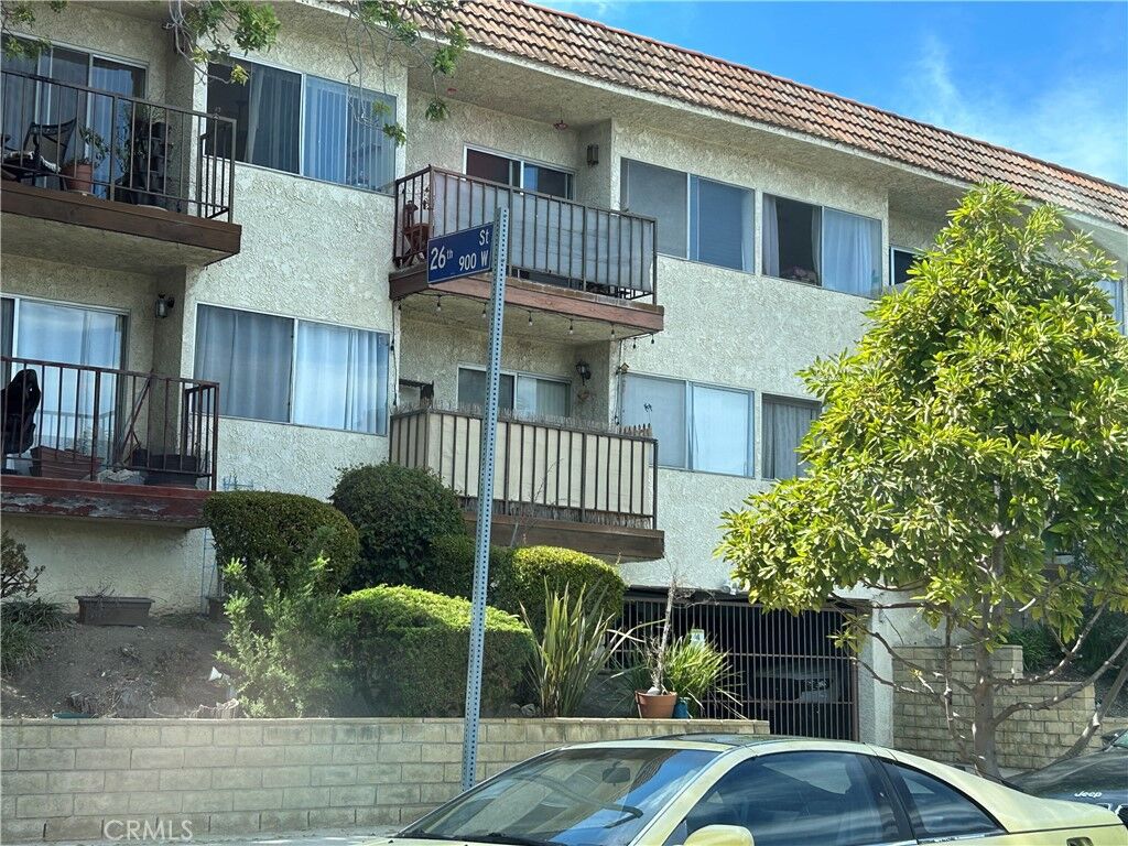 Property Photo:  910 26th  CA 90731 