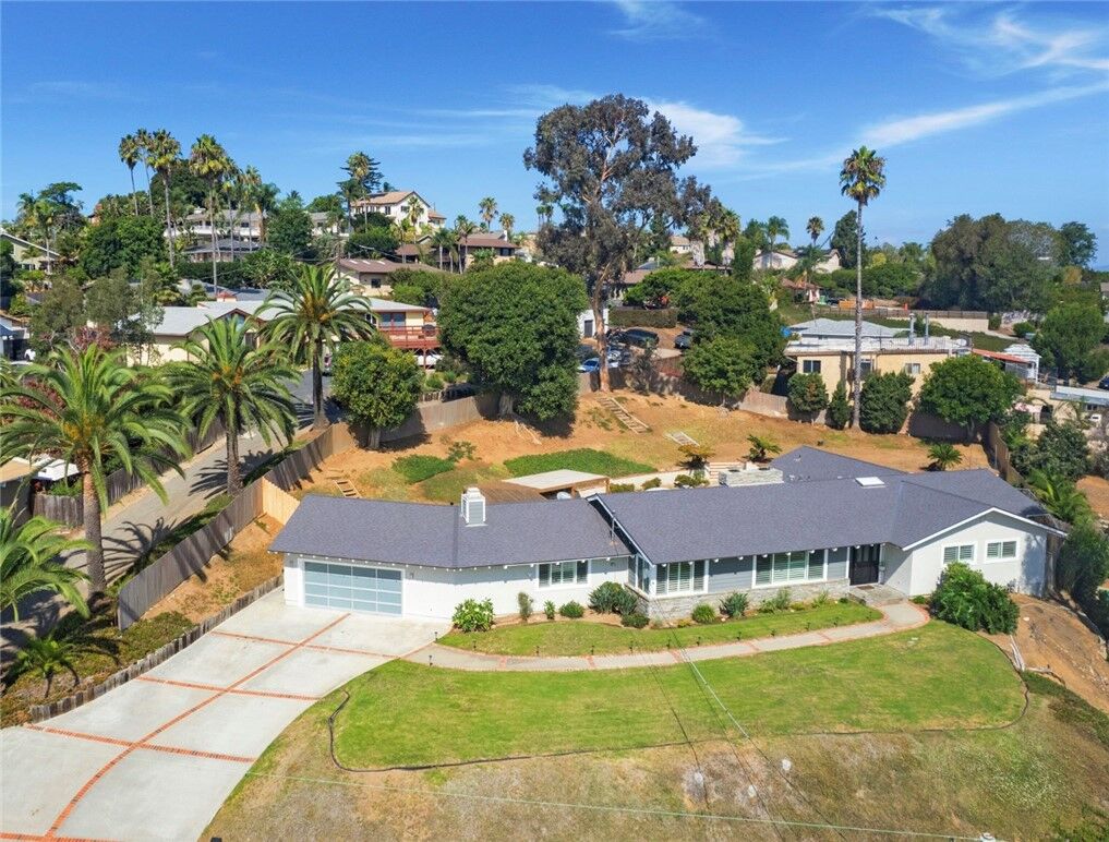 Property Photo:  1864 Laurel Road  CA 92054 