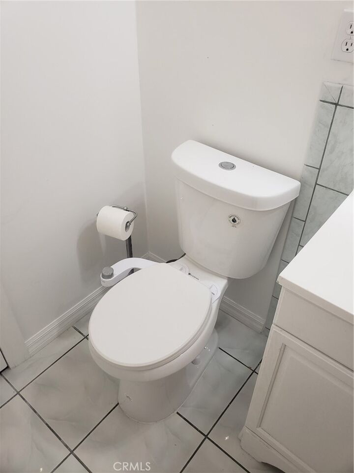 Property Photo:  140 W 225th  CA 90745 