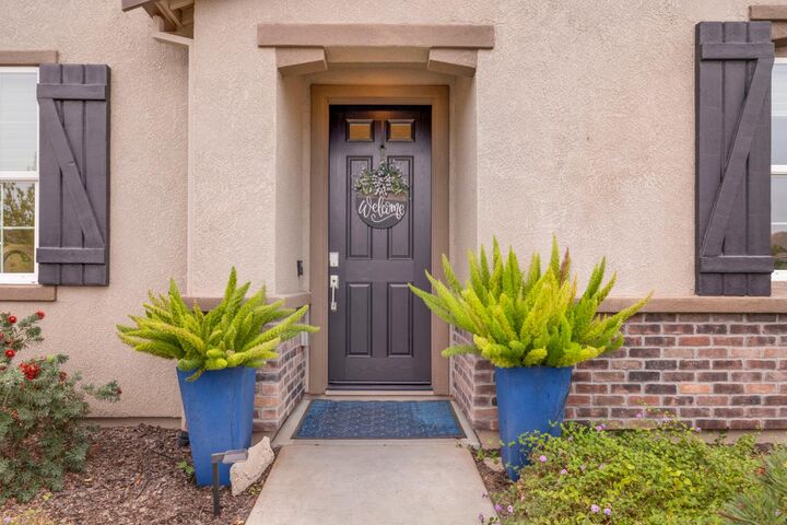 Property Photo:  9118 Marisol Lane  CA 95762 