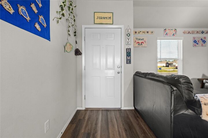 Property Photo: 817 S Katlyn Drive AR 72761