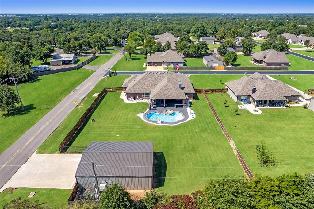 Property Photo: 11940 Azalea Park Place OK 73034