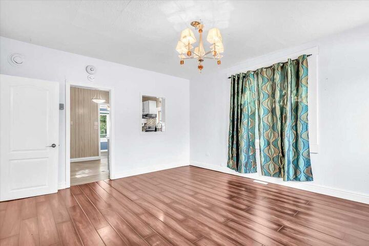 Property Photo: 113 2nd Avenue E AB T0J 0W0