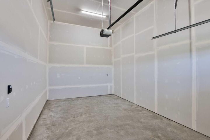Property Photo: 423 Meadowlark Way AB T0L 2B0