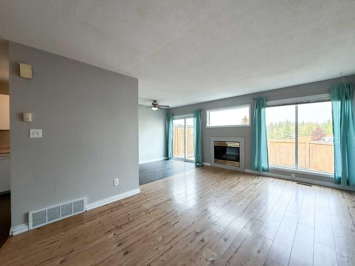Property Photo:  465 Makenny Street 17  AB T7V 1H3 