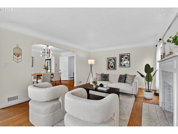 Property Photo:  4630 NE 22nd Ave  OR 97211 