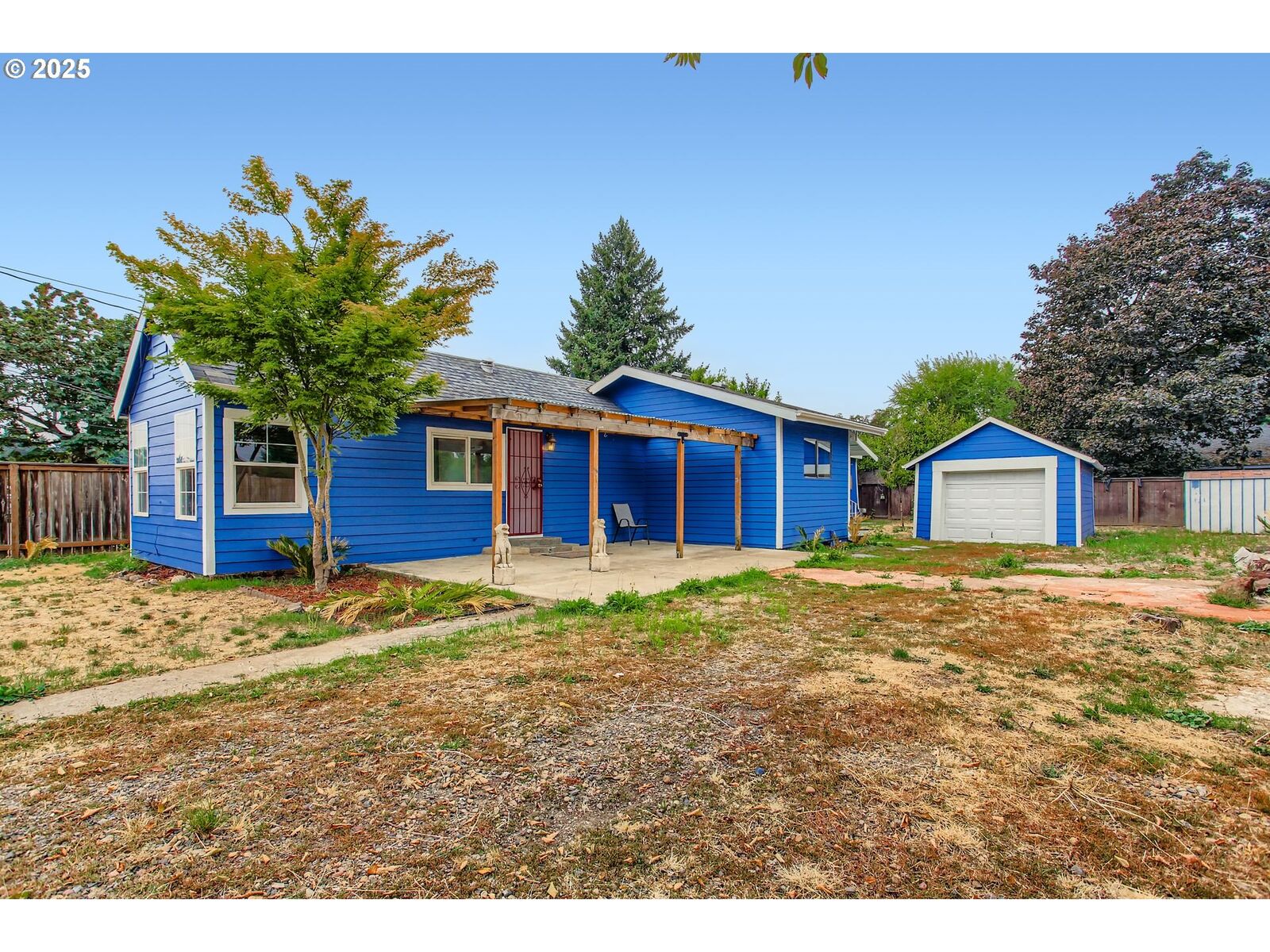 Property Photo: 5277 NE 75th Ave OR 97218